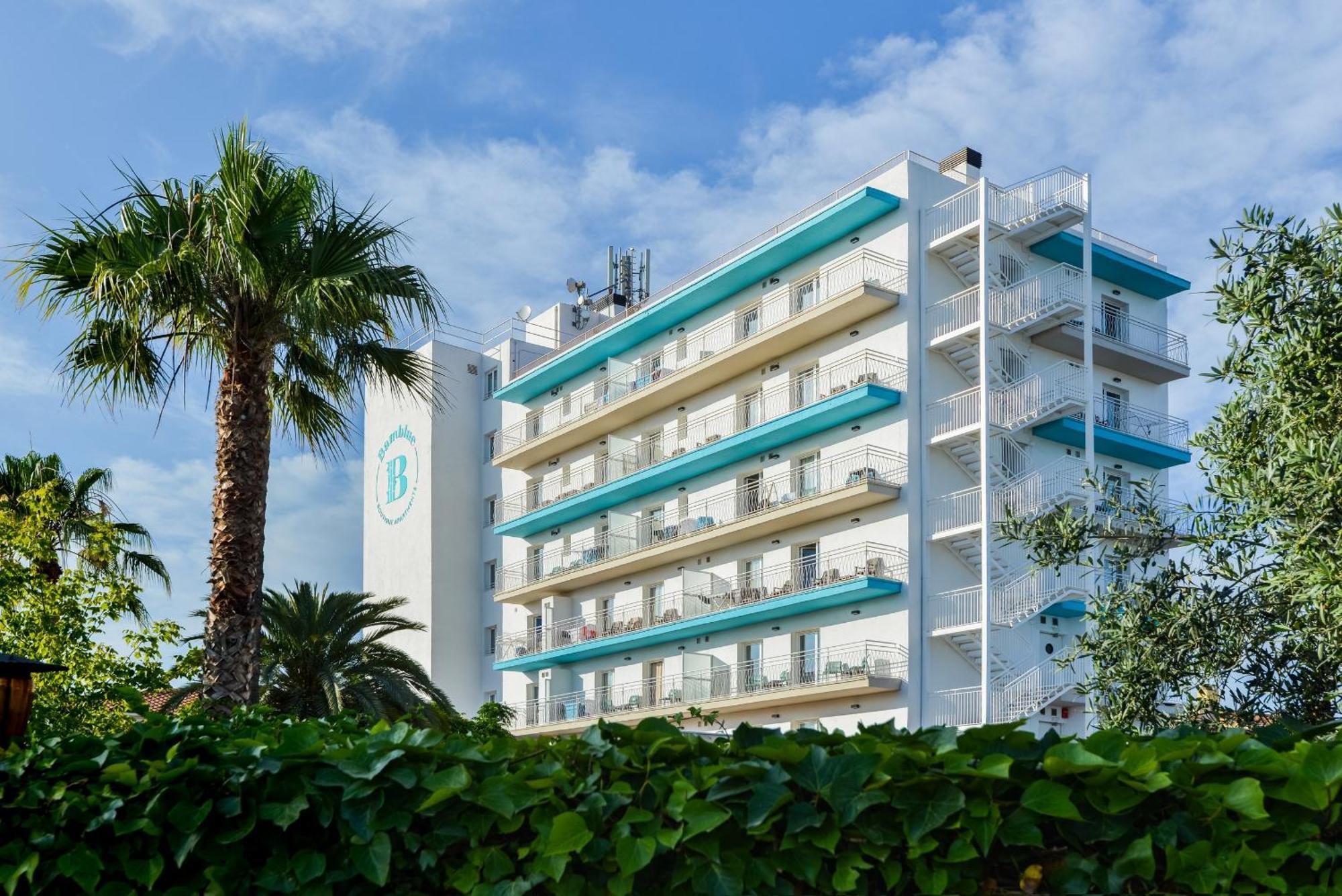 Hotel Paradis Park Pineda de Mar Bagian luar foto