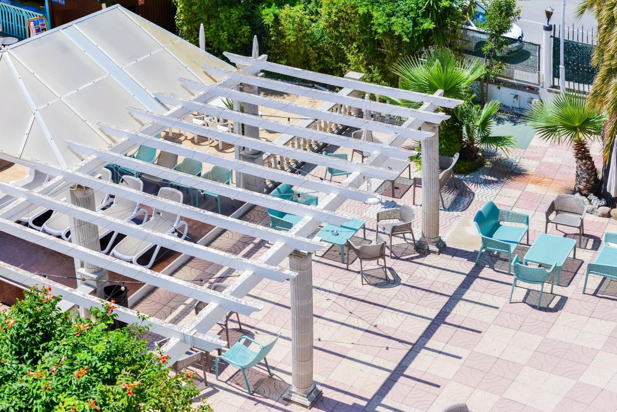 Hotel Paradis Park Pineda de Mar Bagian luar foto